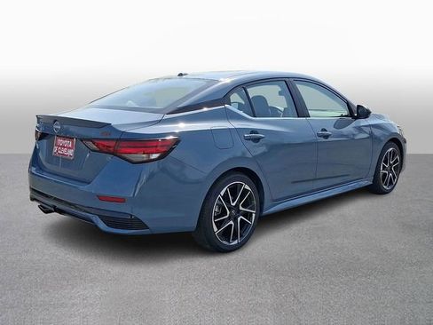 Used 2024 Nissan Sentra SR image 4