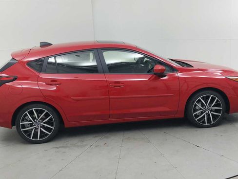 Used 2025 Subaru Impreza 2.0i Sport image 8