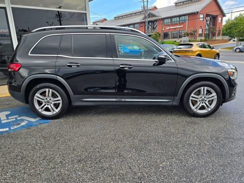 Used 2023 Mercedes-Benz GLB 250 4MATIC image 41