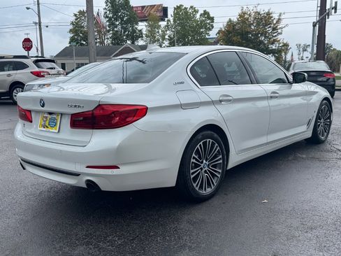 Used 2019 BMW 530e w/ Convenience Package image 6