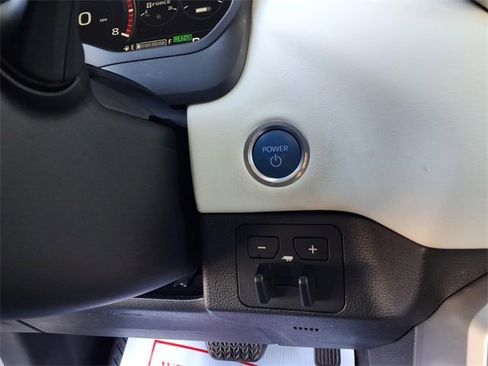 Used 2023 Toyota Sequoia Capstone image 25