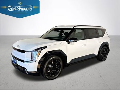 New 2026 Kia EV9 Land w/ Nightfall Edition Package