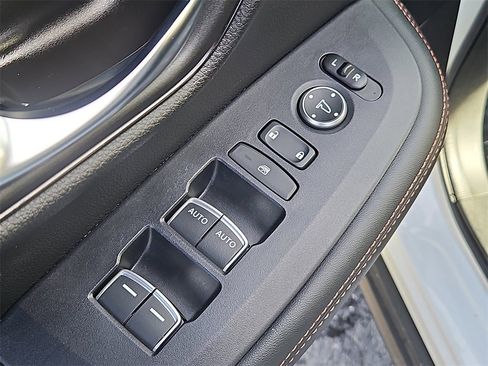 Certified 2023 Honda HR-V Sport image 23