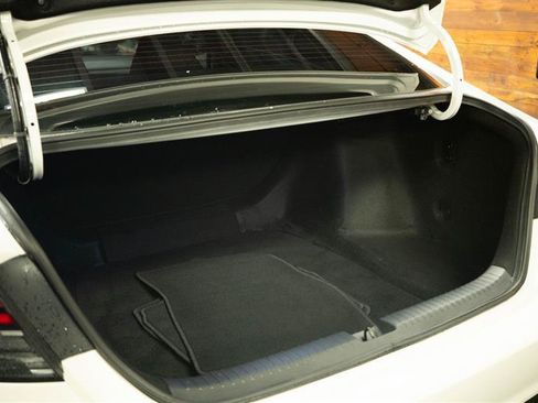 Used 2025 Honda Accord LX image 7