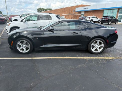 Used 2019 Chevrolet Camaro LT RWD image 1