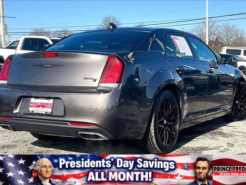 Used 2022 Chrysler 300 S image 10