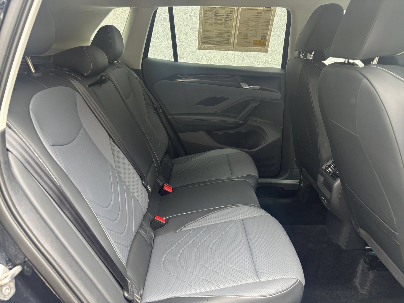 Used 2026 Volkswagen Tiguan SE FWD image 39