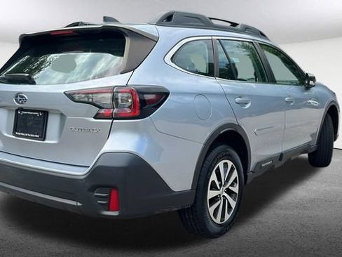 Used 2022 Subaru Outback AWD/4WD image 17