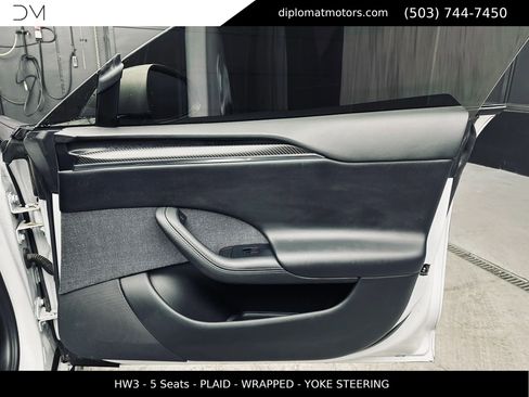 Used 2022 Tesla Model S Plaid AWD/4WD image 26