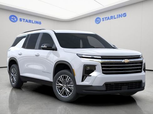New 2026 Chevrolet Traverse LT FWD image 5