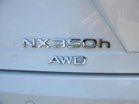 Used 2026 Lexus NX 350h AWD w/ Accessory Package (2T) image 8