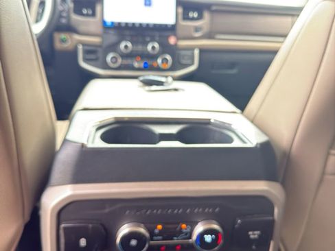 Used 2024 Ford Expedition Max Limited image 11