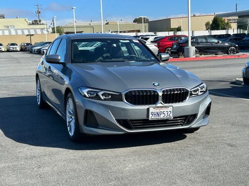 Used 2023 BMW 330i Sedan w/ Parking Assistance Package RWD image 7