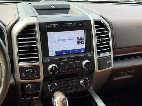 Used 2019 Ford F150 King Ranch w/ Equipment Group 601A Luxury AWD/4WD image 35