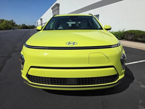 Used 2024 Hyundai Kona SEL FWD image 13