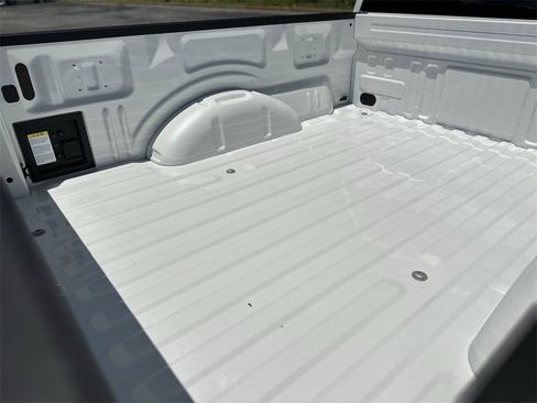 New 2025 Ford F150 Lariat w/ Equipment Group 502A High image 29