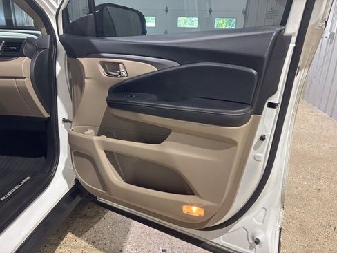 Used 2022 Honda Ridgeline RTL-E image 25