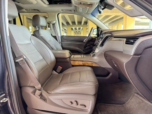 Used 2016 GMC Yukon Denali w/ Open Road Package AWD/4WD image 28