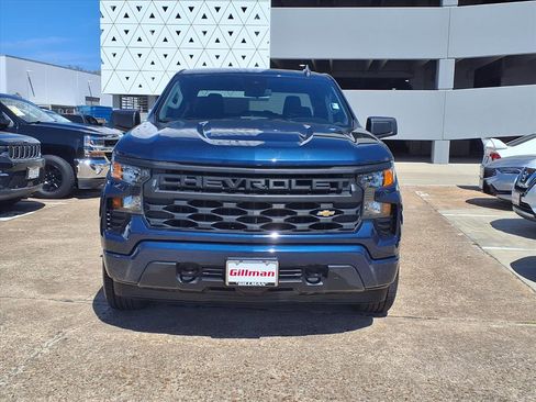 Used 2022 Chevrolet Silverado 1500 Custom image 7