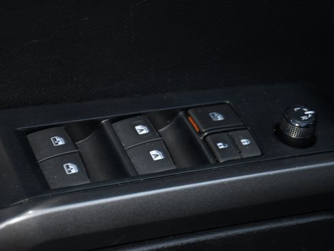 Used 2021 Toyota Tacoma TRD Off-Road w/ Technology Package image 10