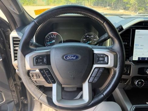 Used 2022 Ford F250 Lariat w/ Lariat Ultimate Package AWD/4WD image 9