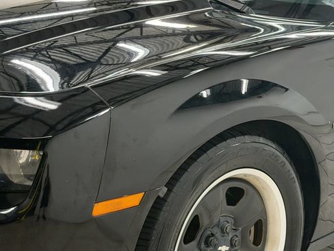 Used 2013 Chevrolet Camaro LS RWD image 4