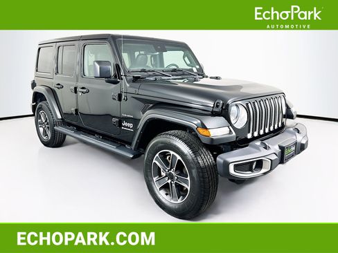 Used 2023 Jeep Wrangler Unlimited Sahara w/ Safety Group AWD/4WD image 1