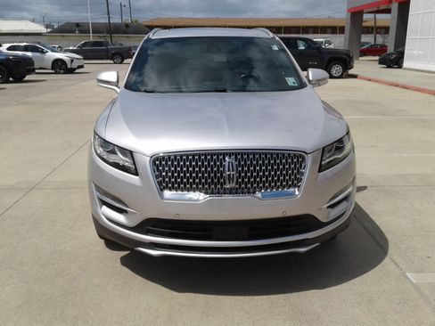 Used 2019 Lincoln MKC Reserve image 2