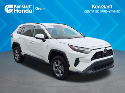 Used 2022 Toyota RAV4 XLE w/ Carpet Mat Package (TMS)
