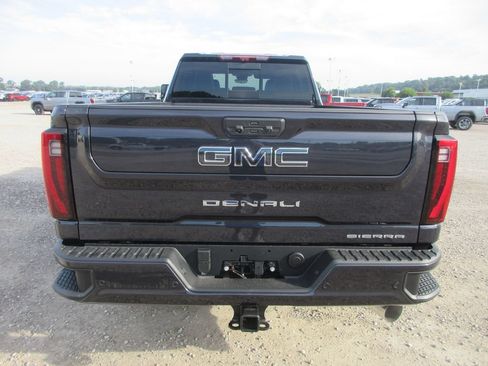 New 2026 GMC Sierra 3500 Denali Ultimate AWD/4WD image 5