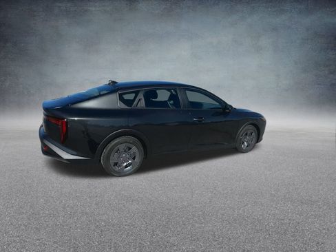 Used 2025 Kia K4 LX image 23