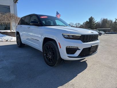 Used 2025 Jeep Grand Cherokee Summit