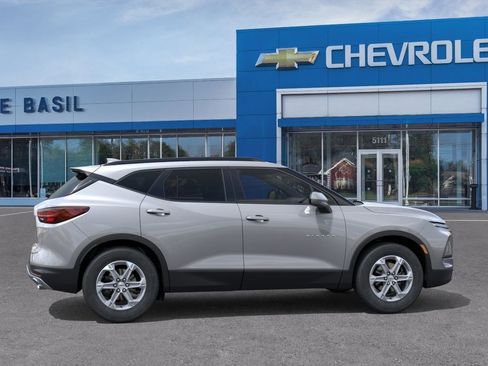 New 2026 Chevrolet Blazer LT AWD/4WD image 5