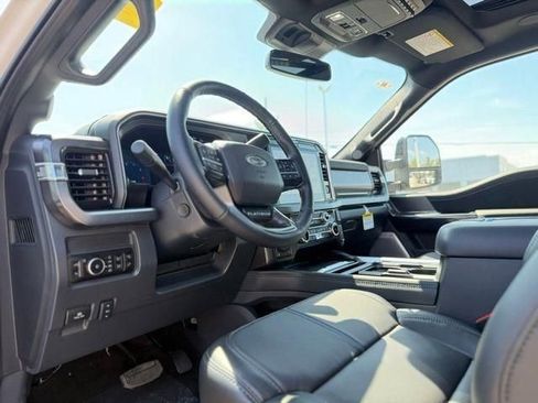 New 2026 Ford F350 Platinum w/ FX4 Off-Road Package image 14