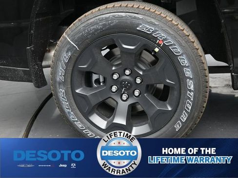 New 2026 RAM 1500 Express AWD/4WD image 30