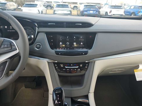 New 2026 Cadillac XT5 Premium Luxury w/ Driver Assist Package image 12