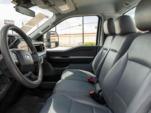 Certified 2023 Ford F250 XL w/ FX4 Off-Road Package AWD/4WD image 13