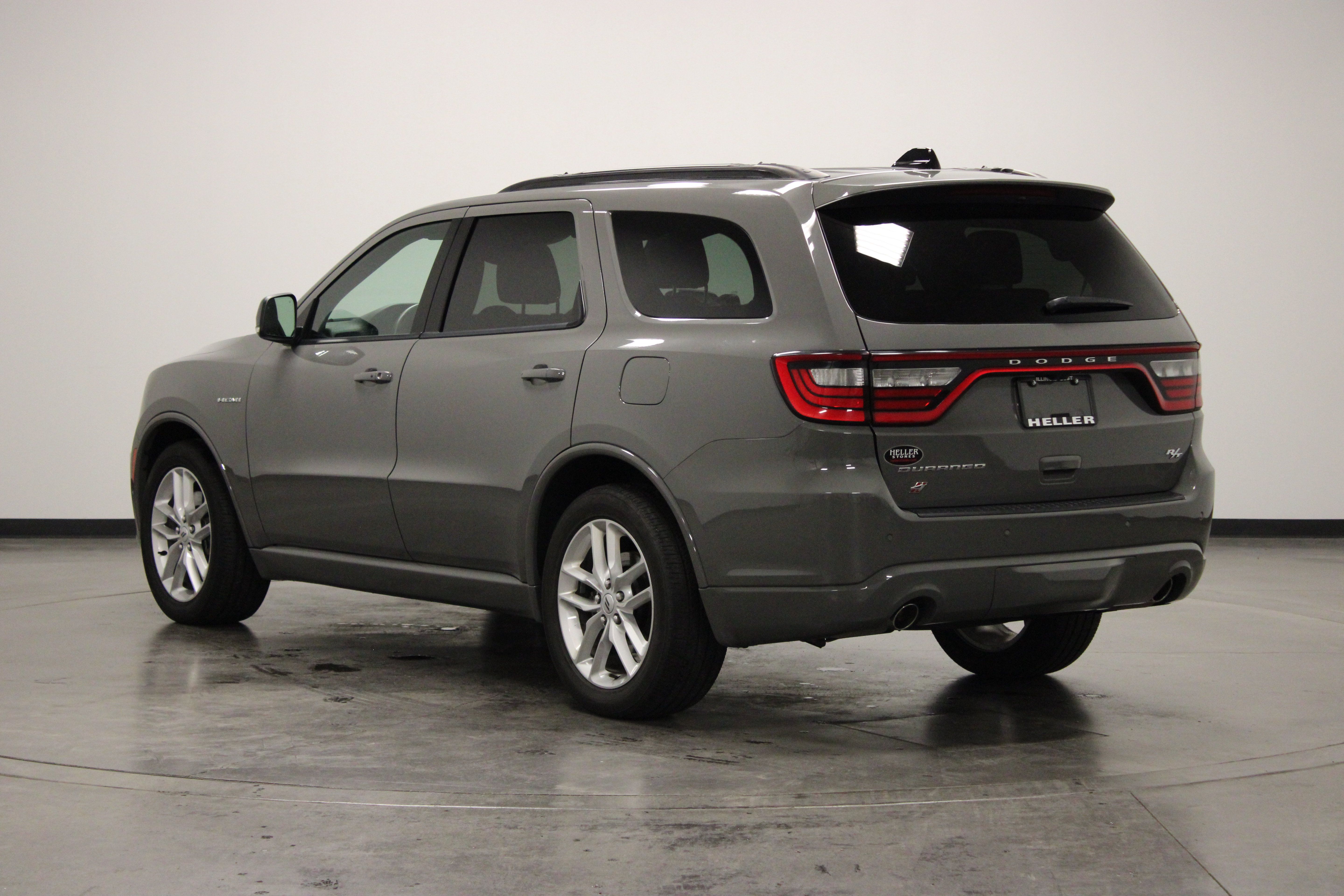 Used 2025 Dodge Durango R/T AWD/4WD image 6