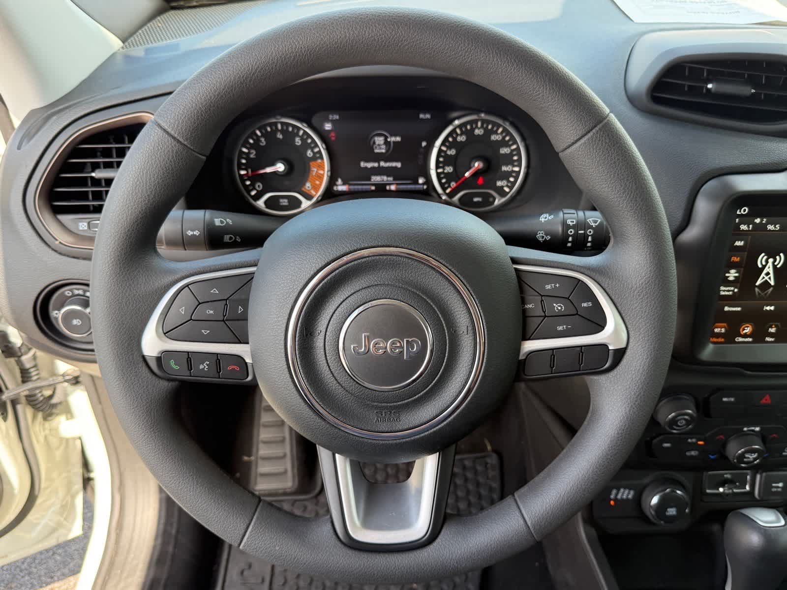 Used 2023 Jeep Renegade Latitude AWD/4WD image 14