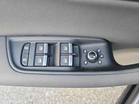 Certified 2025 Audi Q7 2.0T Premium w/ Convenience Package image 26