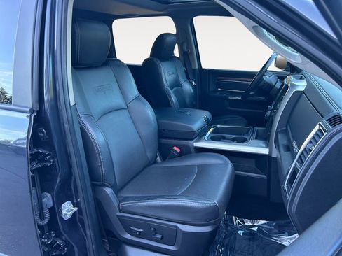 Used 2015 RAM 1500 Laramie w/ Convenience Group AWD/4WD image 25