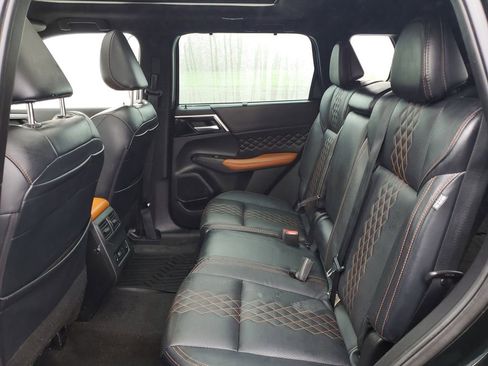 Used 2022 Mitsubishi Outlander SEL AWD/4WD image 31