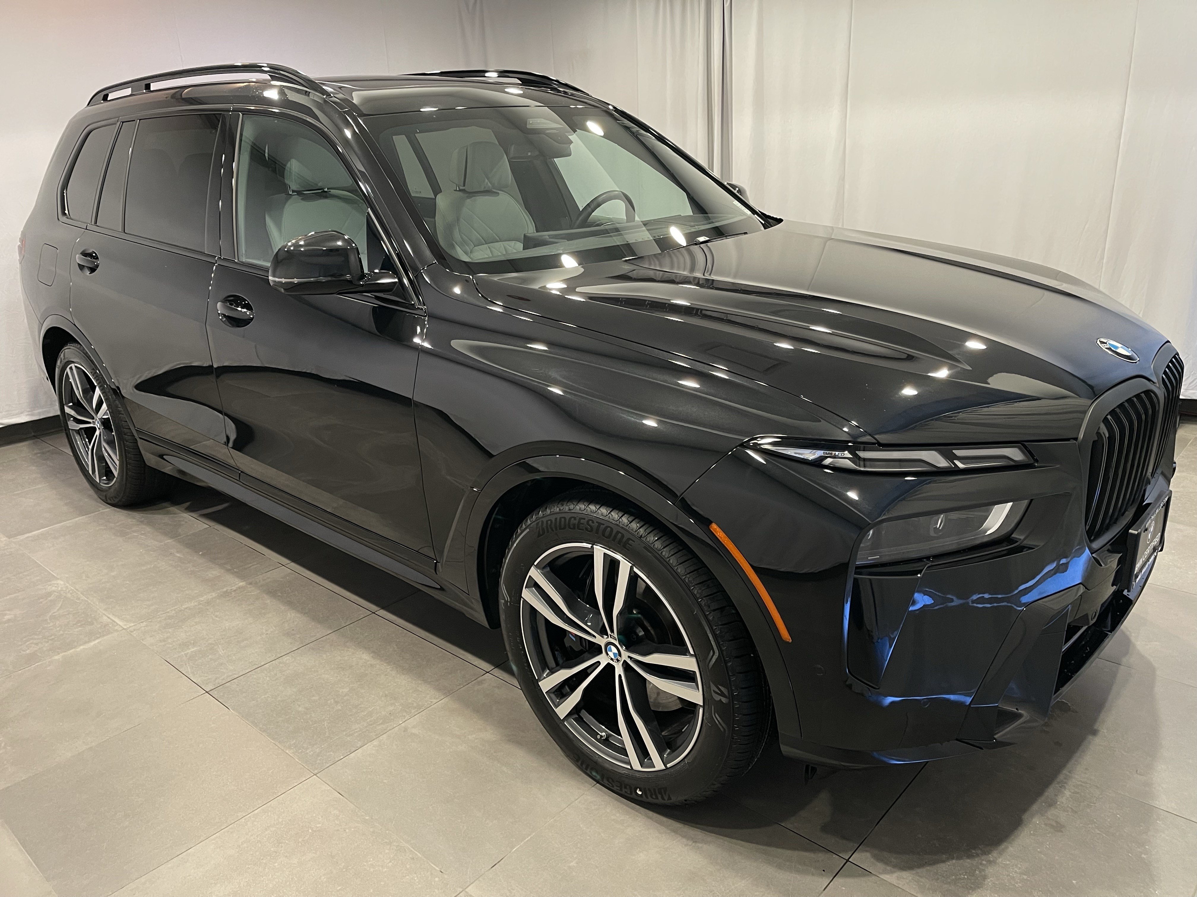 Certified 2024 BMW X7 xDrive40i w/ Executive Package AWD/4WD image 3