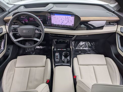 Used 2025 Audi Q6 e-tron Premium Plus w/ Premium Plus image 7