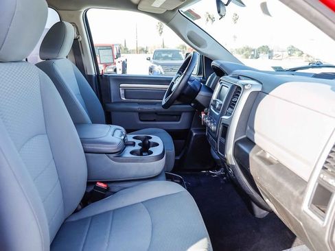 Used 2019 RAM 1500 Classic SLT image 17