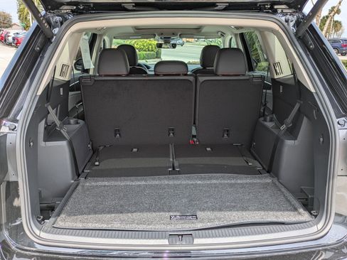 New 2026 Volkswagen Atlas Peak Edition image 13