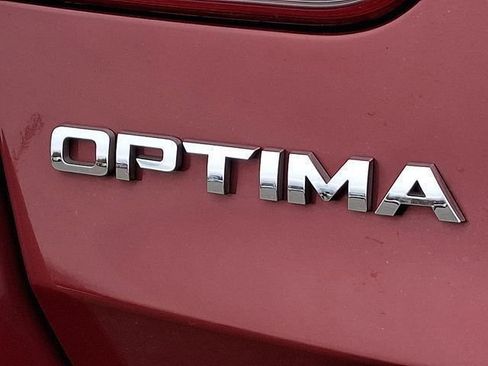 Used 2018 Kia Optima S w/ Panoramic Sunroof Package image 35