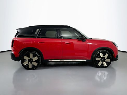 Certified 2025 MINI Cooper Countryman S AWD/4WD image 5