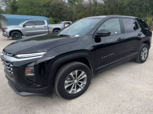 Used 2025 Chevrolet Equinox LT image 4