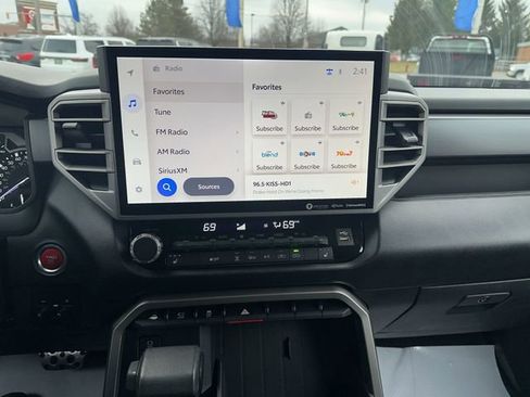 Used 2022 Toyota Tundra SR5 image 15